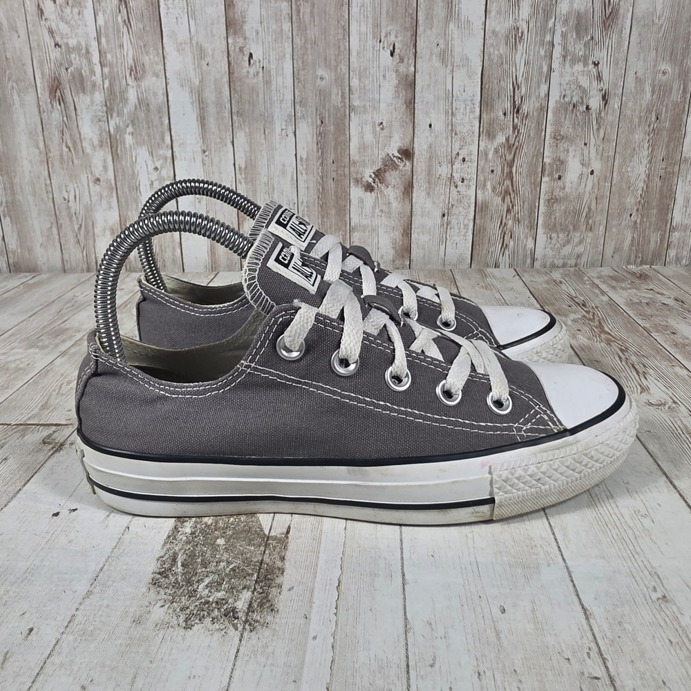 Converse Chuck Taylor All‎ Star Low Top Charcoal Grey Canvas Sneakers  Size 6